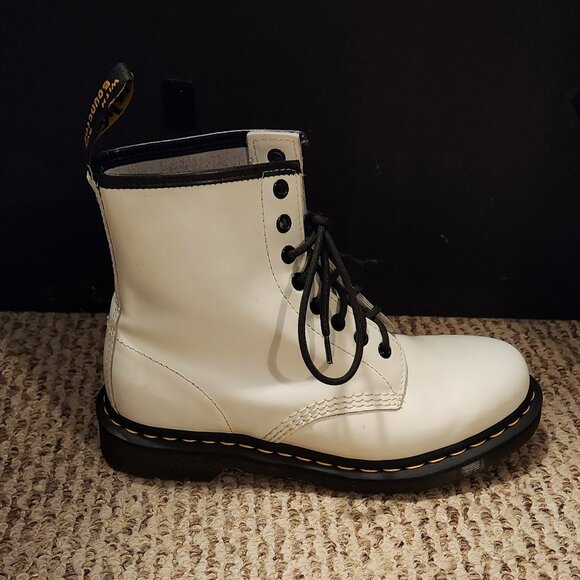 Doc Marten Boots - Picture 1 of 5